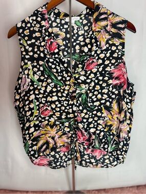 Free People Patrons of Peace - Black Sleeveless Floral Button-Front Top - Size M